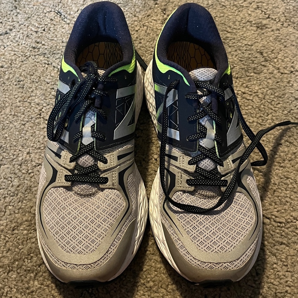 New Balance Men's Shoes - Gray and Black